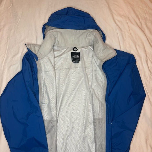The North Face Men's Vibrant Blue Raincoat - Picture 6 of 6